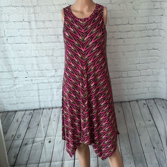 Cato Dresses & Skirts - Cato Pink, Green & Black long sleeveless dress size S